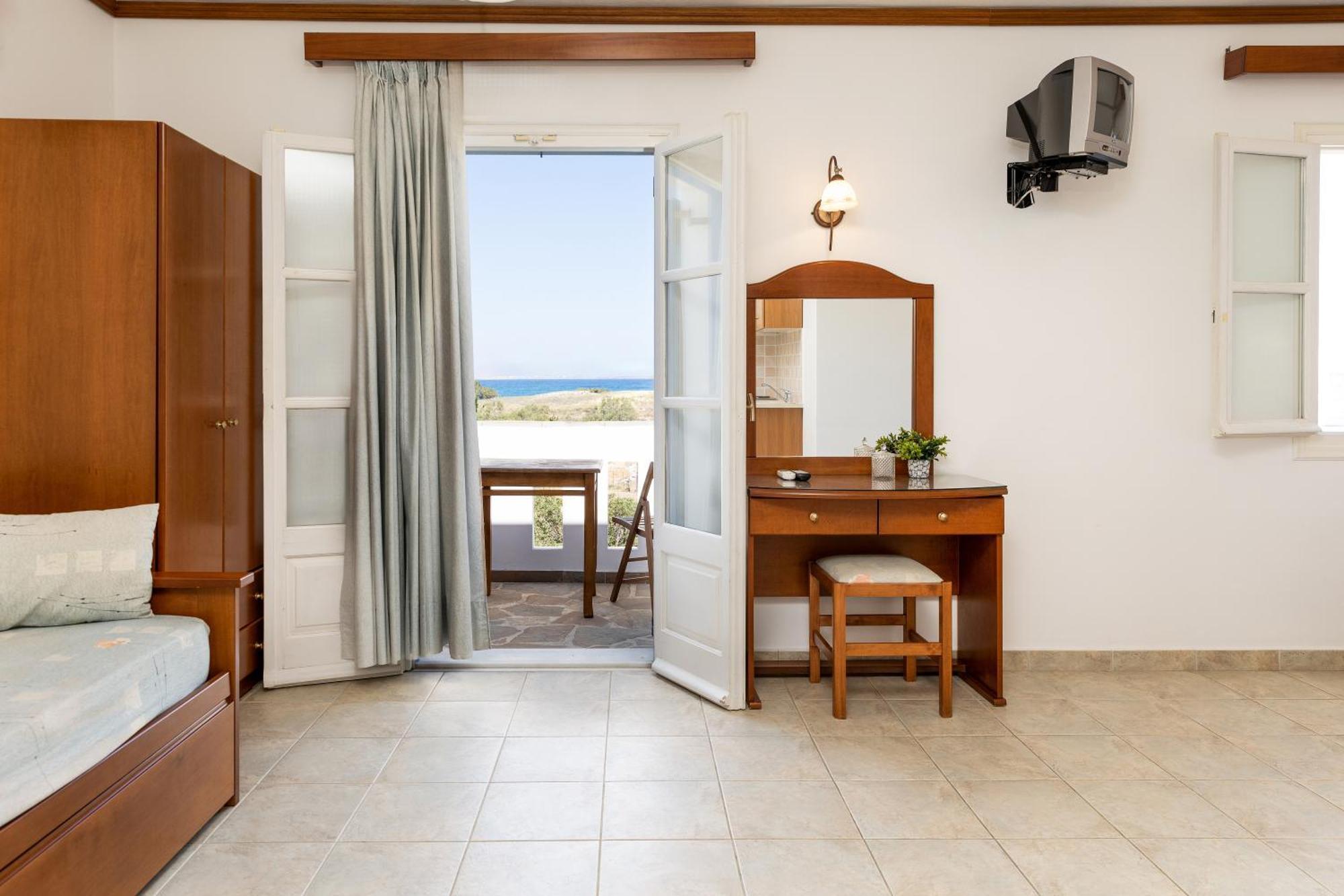 Naxos Edem Studios & Apartments Naxos City Екстериор снимка